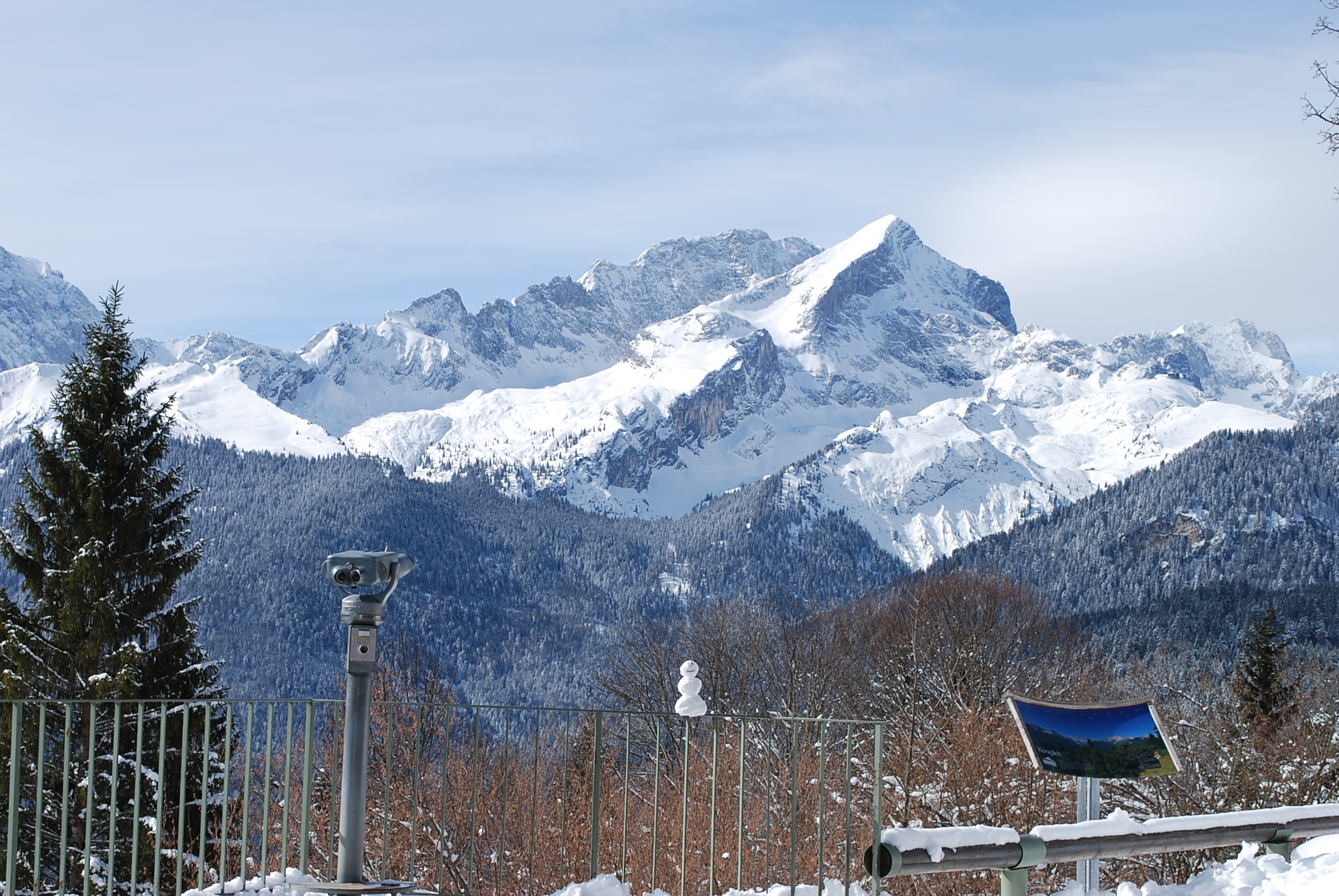 Mail aus Garmisch: Partystimmung und Bergidylle