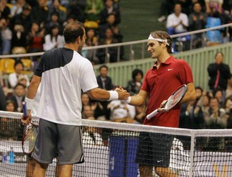 Sampras zieht gegen Federer erneut den Kürzeren