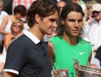 Federer und Nadal fokussiert auf die Rasenserie