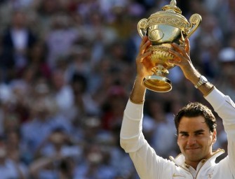 Federer ringt Roddick nieder