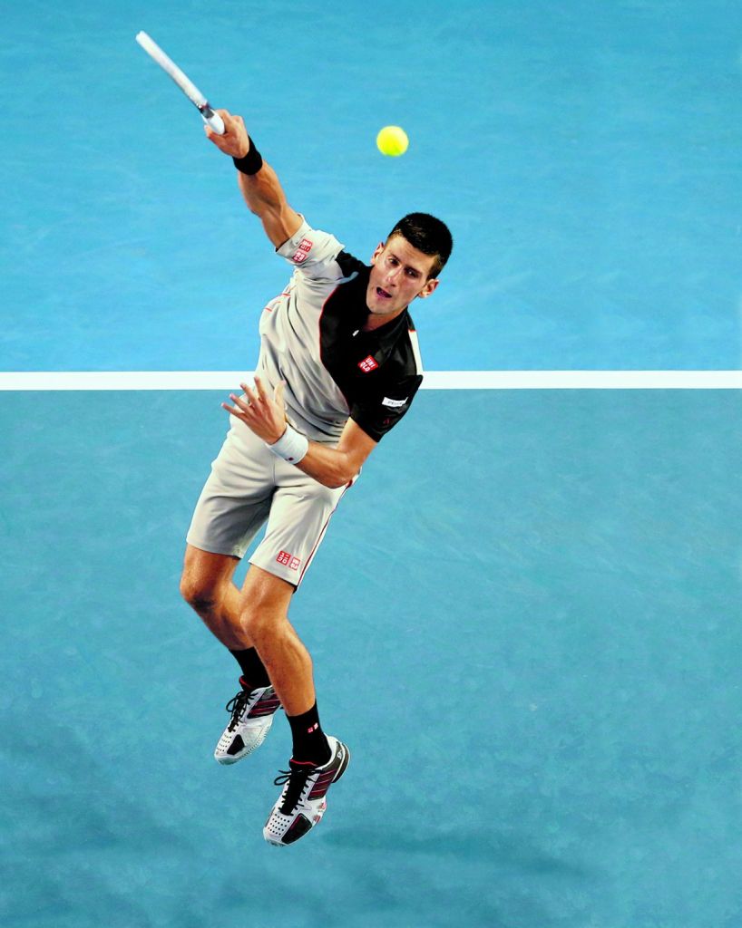 Djokovic_Smash_frontal