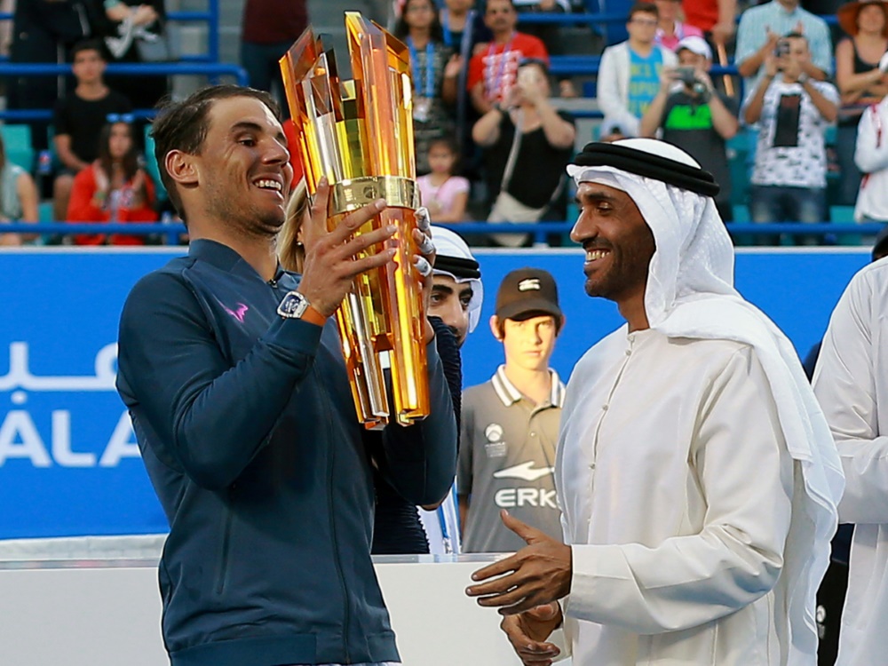 Nadal gewinnt Showturnier in Abu Dhabi tennis MAGAZIN