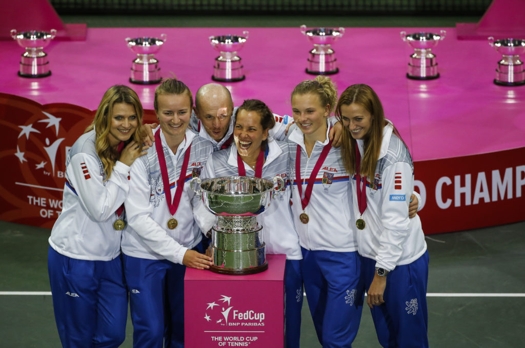 Tschechien gewinnt zum neunten Mal den Fed Cup tennis MAGAZIN