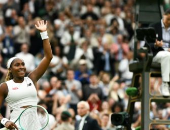 Wimbledon: Gauff erst nervös, dann überlegen
