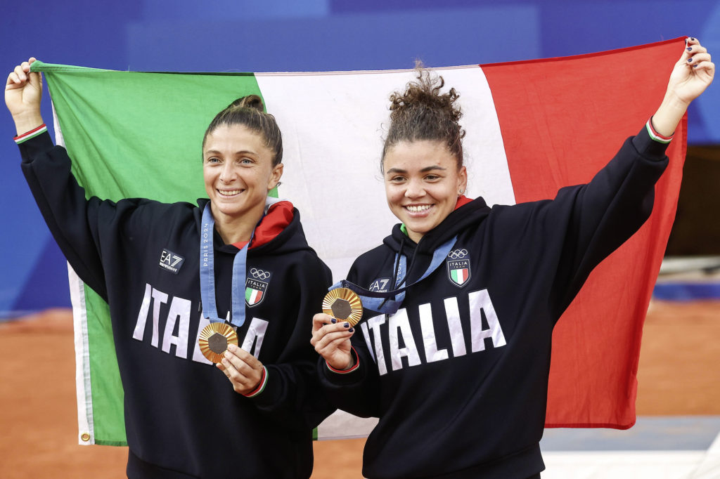 Jasmine Paolini, Sara Errani